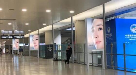 虹橋機(jī)場(chǎng)led廣告